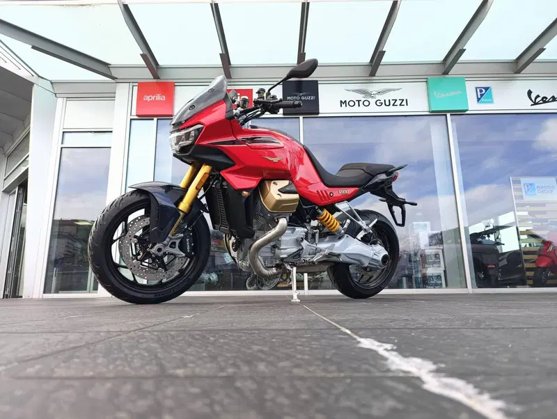 Moto Guzzi V100 Mandello S (2022 - 24) (4)