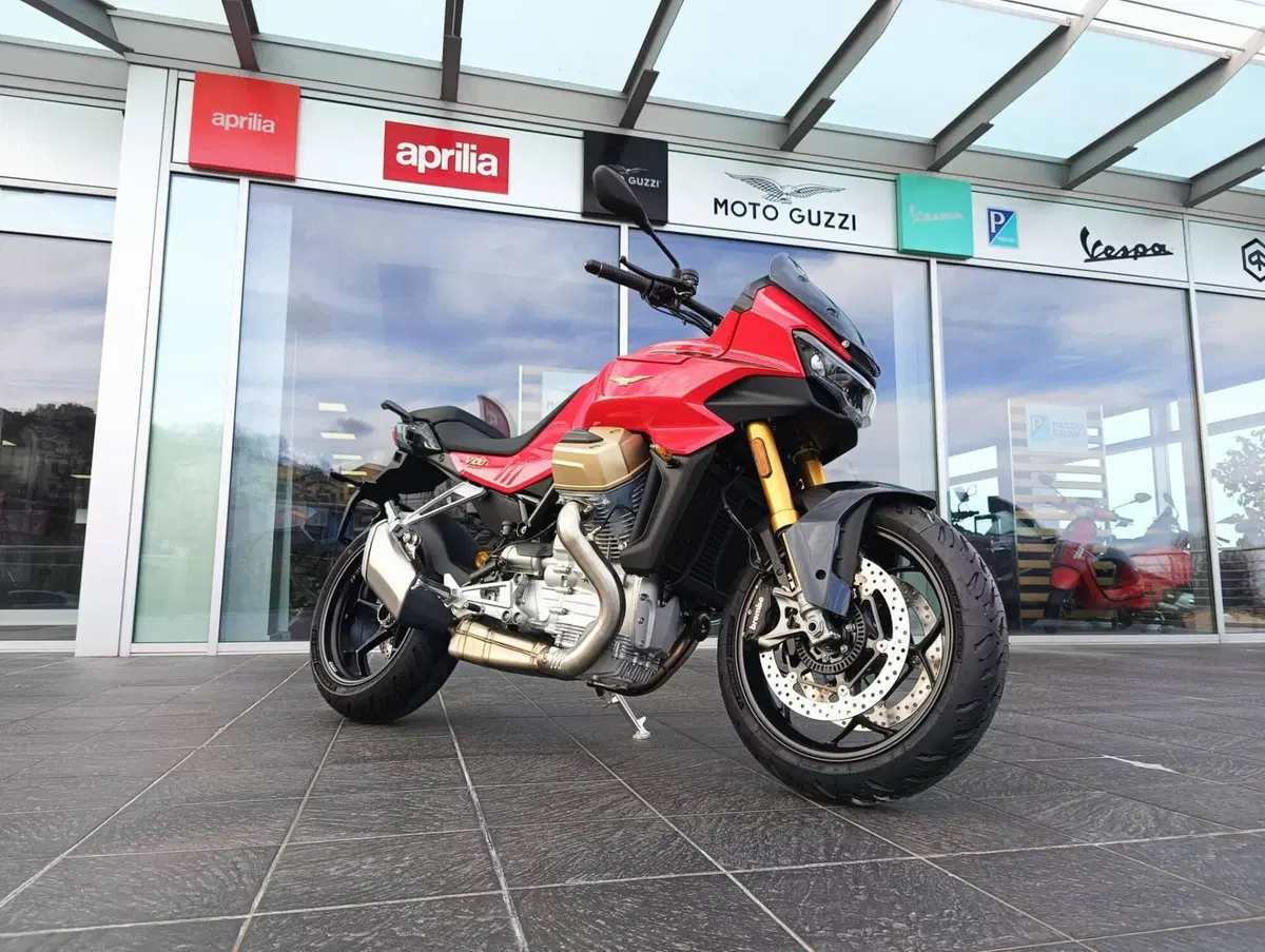 Moto Guzzi V100 Mandello S (2022 - 24) (11)