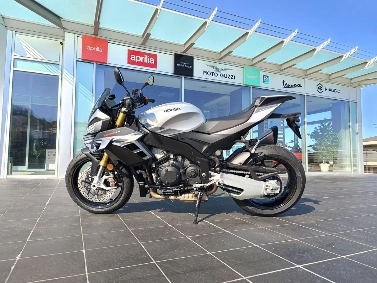Aprilia Tuono V4 (2025 - 26) (4)