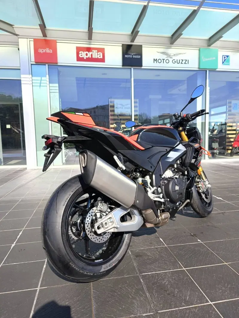 Aprilia Tuono V4 Factory (2025 - 26) (7)