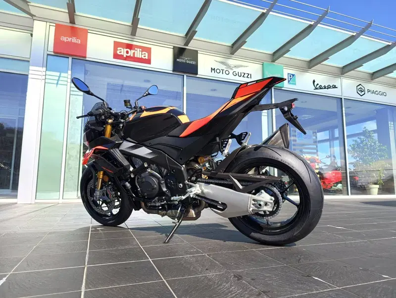 Aprilia Tuono V4 Factory (2025 - 26) (10)