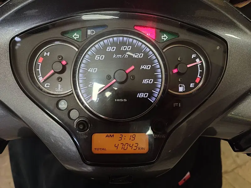 Honda SH 300 i (2006 - 10) (5)