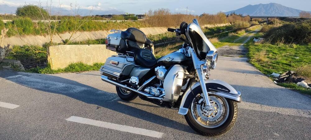 Harley-Davidson 1450 Electra Glide Ultra Classic (2003 - 05) - FLHTCUI (2)