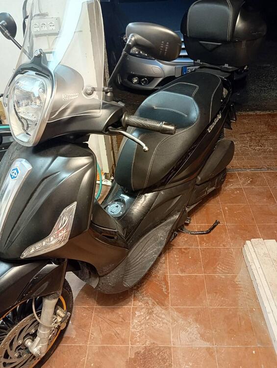 Piaggio Beverly 300 S i.e. (2015 - 16) (2)