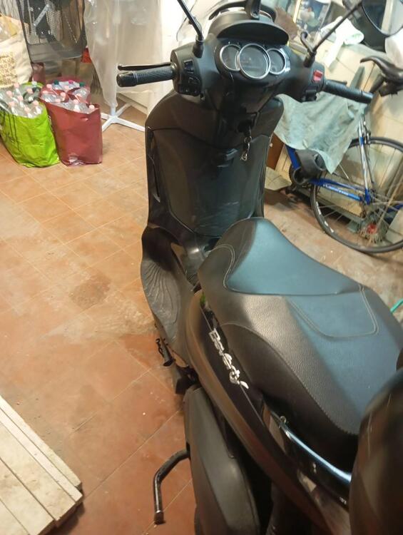 Piaggio Beverly 300 S i.e. (2015 - 16) (3)