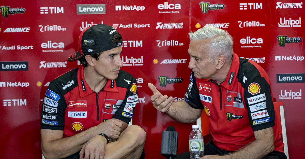 MotoGP 2025. GP dell'Argentina. Davide Tardozzi: "Alex Marquez &egrave; cresciuto in maniera esponenziale. Pecco Bagnaia? Gli serve un aiuto tecnico"