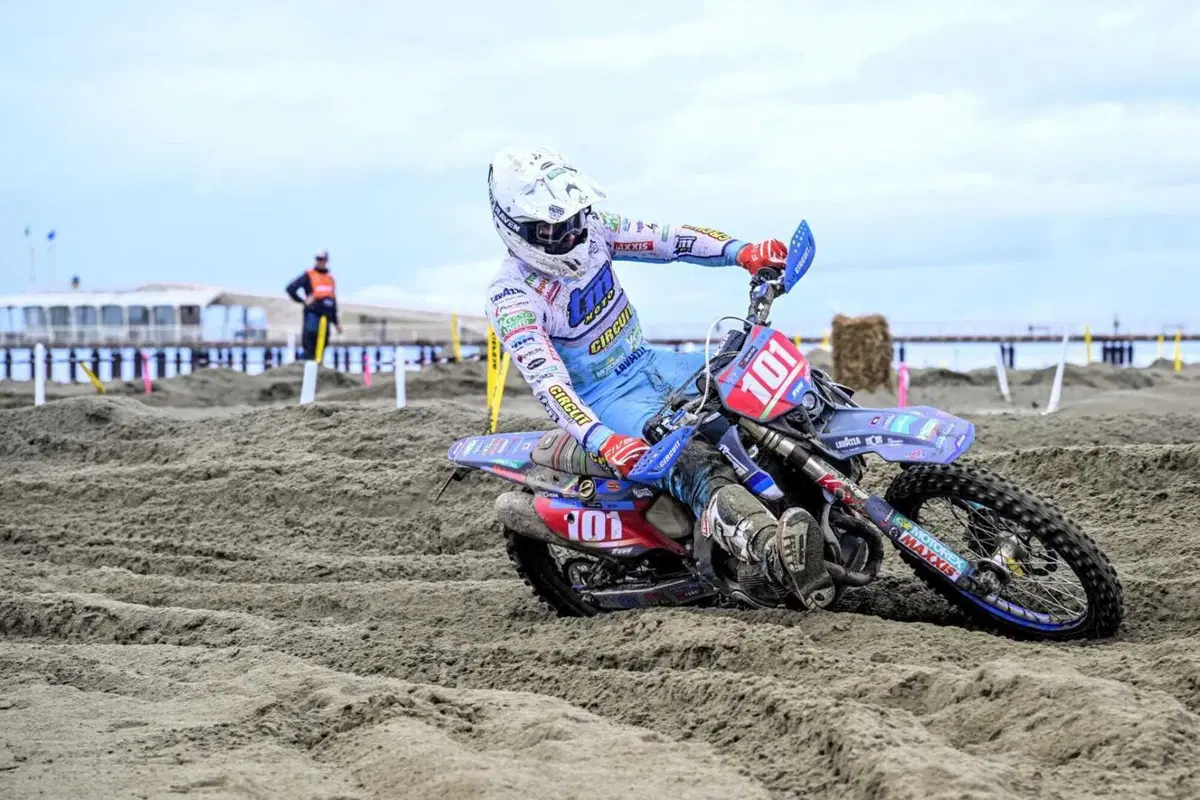Enduro. Assoluti #4. Camaiore 2. Niente da fare: è doppietta Holcombe [VIDEO] (2)