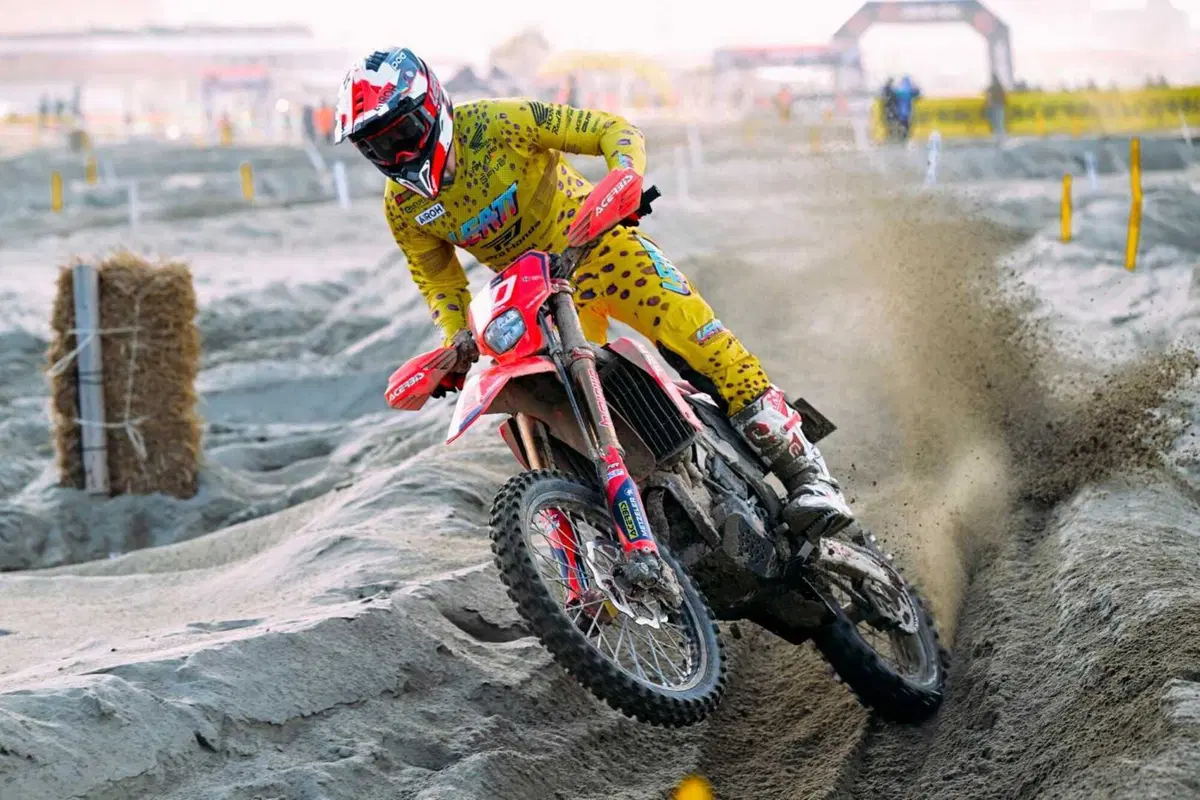 Enduro. Assoluti #4. Camaiore 2. Niente da fare: è doppietta Holcombe [VIDEO] (8)