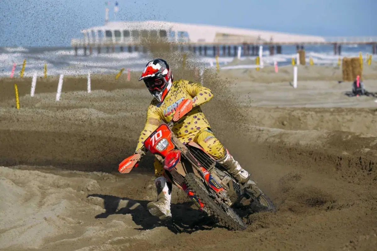 Enduro. Assoluti #4. Camaiore 2. Niente da fare: è doppietta Holcombe [VIDEO] (13)
