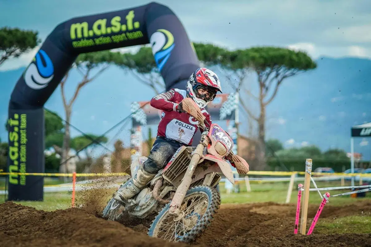 Enduro. Assoluti #4. Camaiore 2. Niente da fare: è doppietta Holcombe [VIDEO] (19)