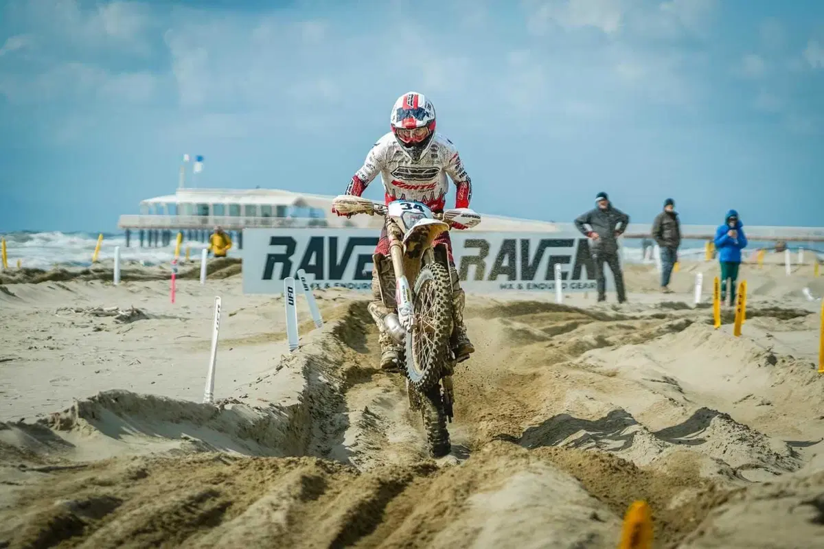 Enduro. Assoluti #4. Camaiore 2. Niente da fare: è doppietta Holcombe [VIDEO] (20)