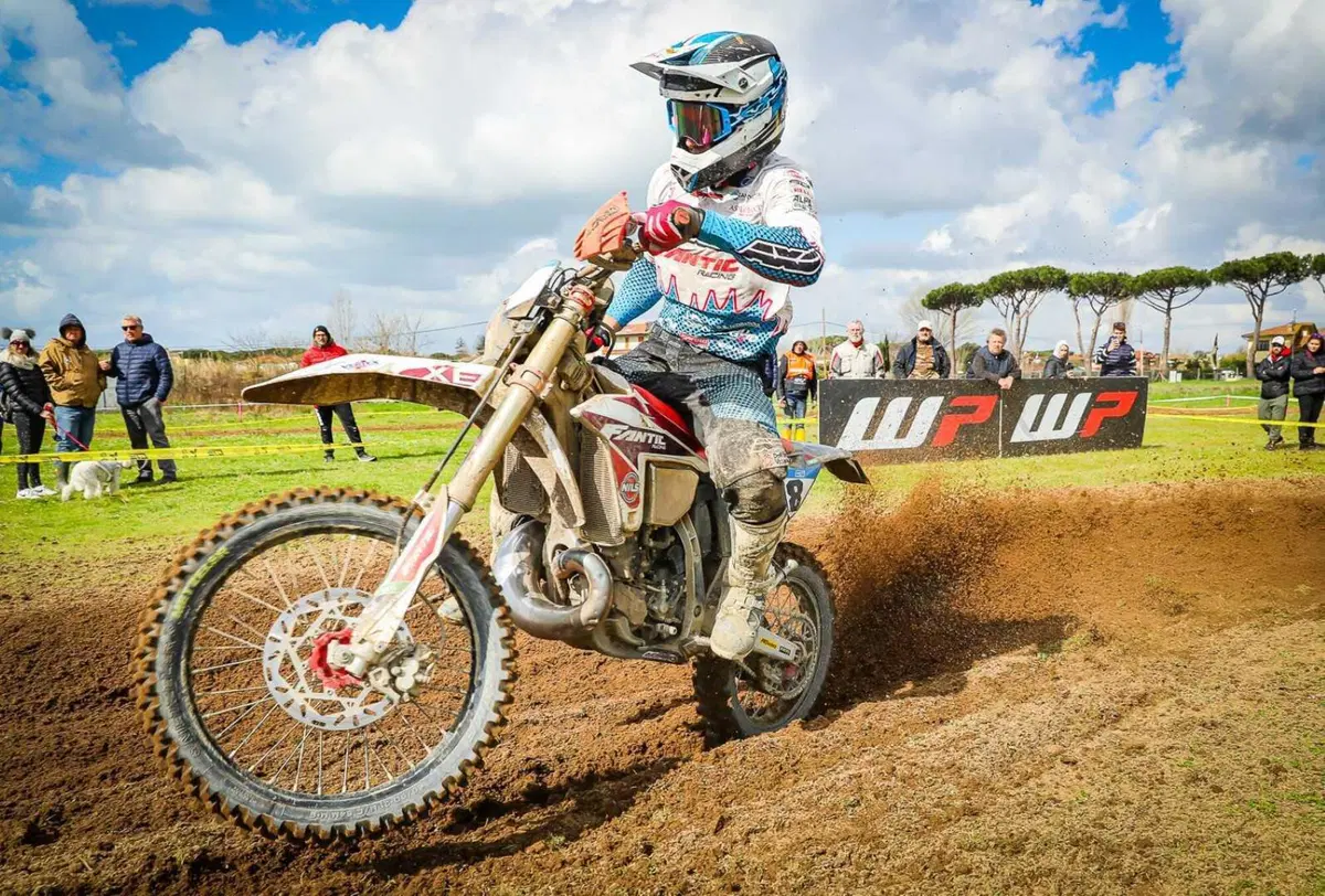 Enduro. Assoluti #4. Camaiore 2. Niente da fare: è doppietta Holcombe [VIDEO] (21)