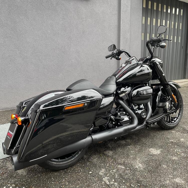 Harley-Davidson 107 Road King Special (2017 - 18) - FLHRXS (2)