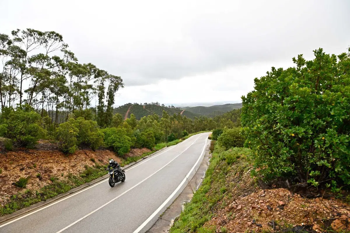 Triumph Speed Triple 1200 RS 2025 TEST [GALLERY] (21)