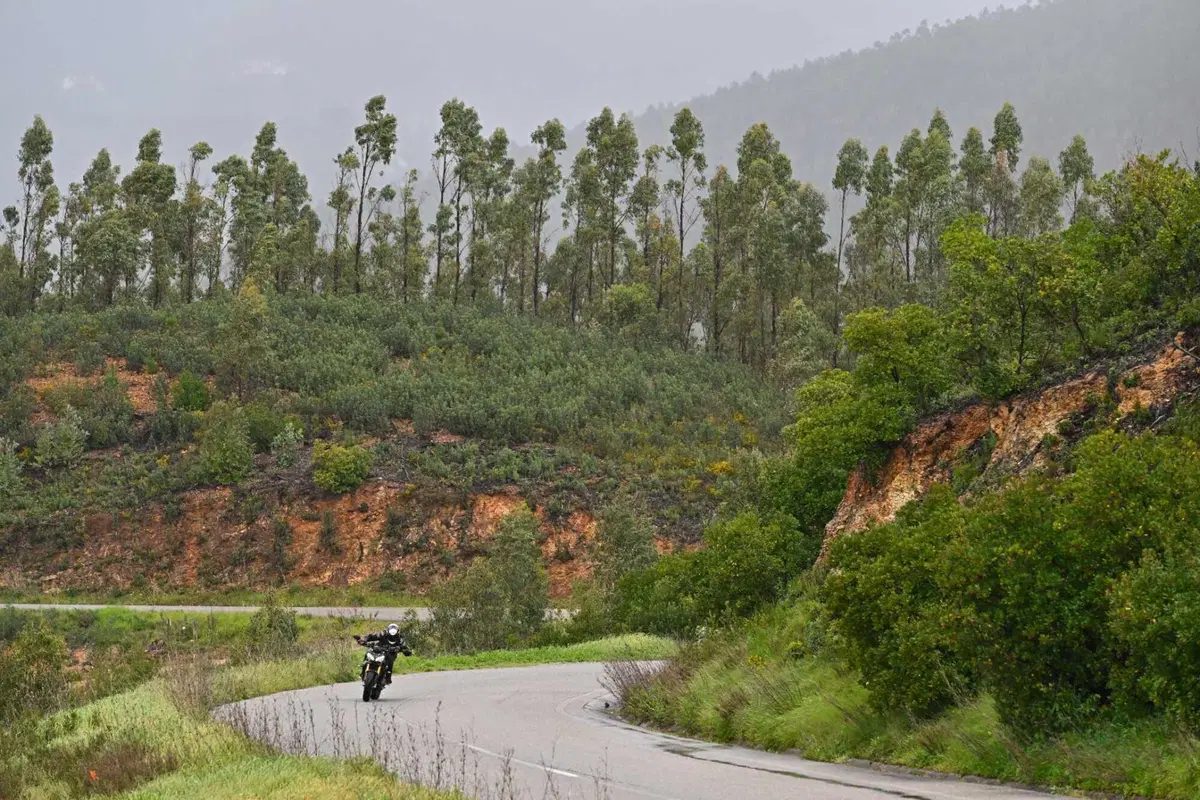 Triumph Speed Triple 1200 RS 2025 TEST [GALLERY] (29)