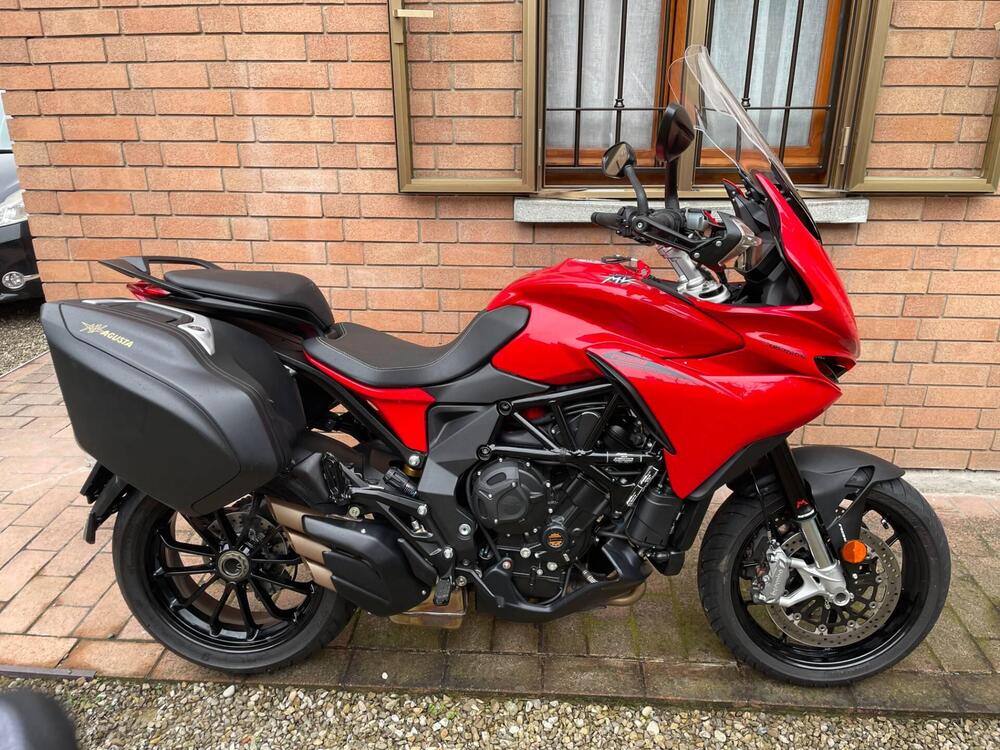 MV Agusta Turismo Veloce 800 Rosso (2021 - 23) (4)