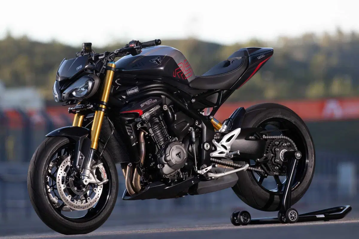 Triumph Speed Triple 1200 RS 2025 TEST [GALLERY] (44)