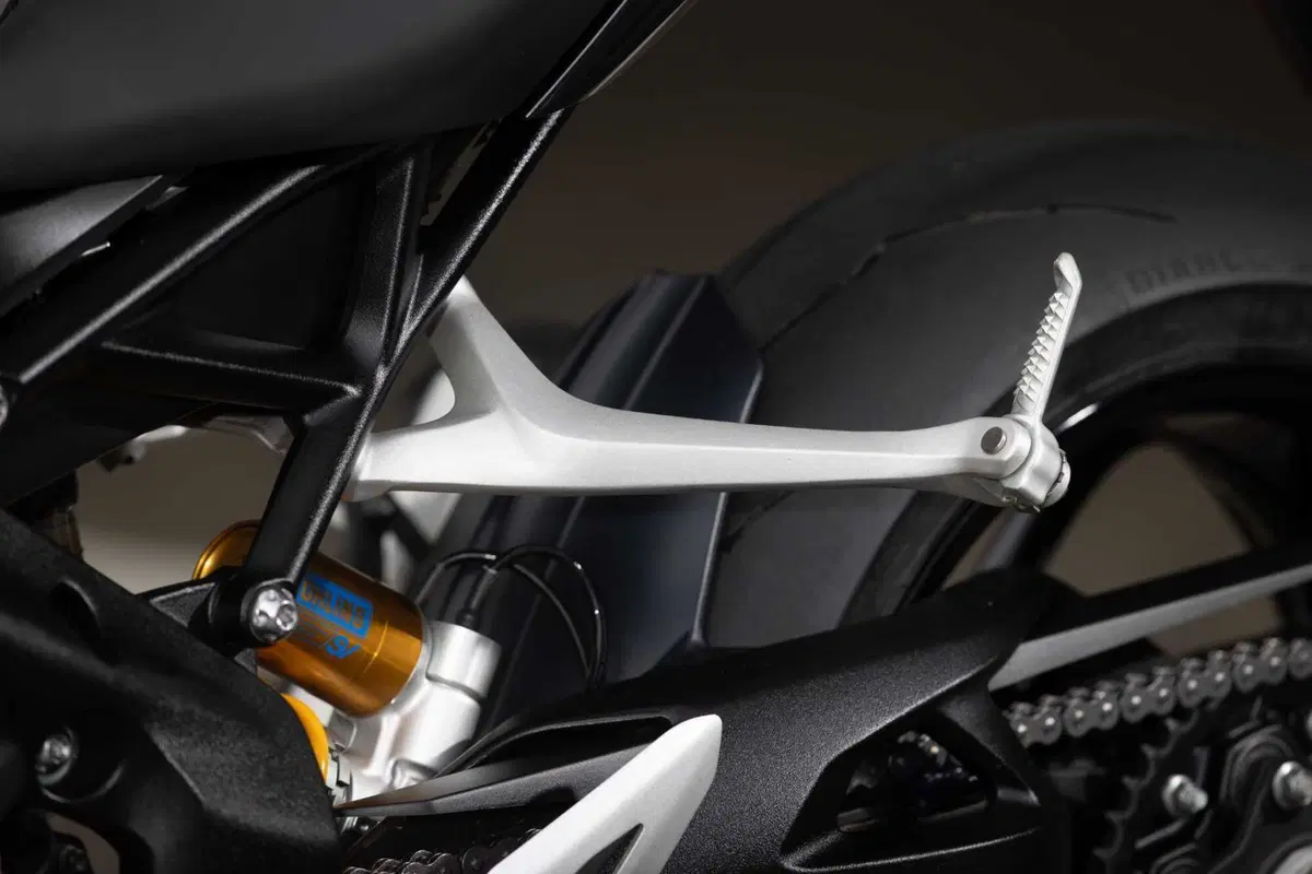 Triumph Speed Triple 1200 RS 2025 TEST [GALLERY] (88)