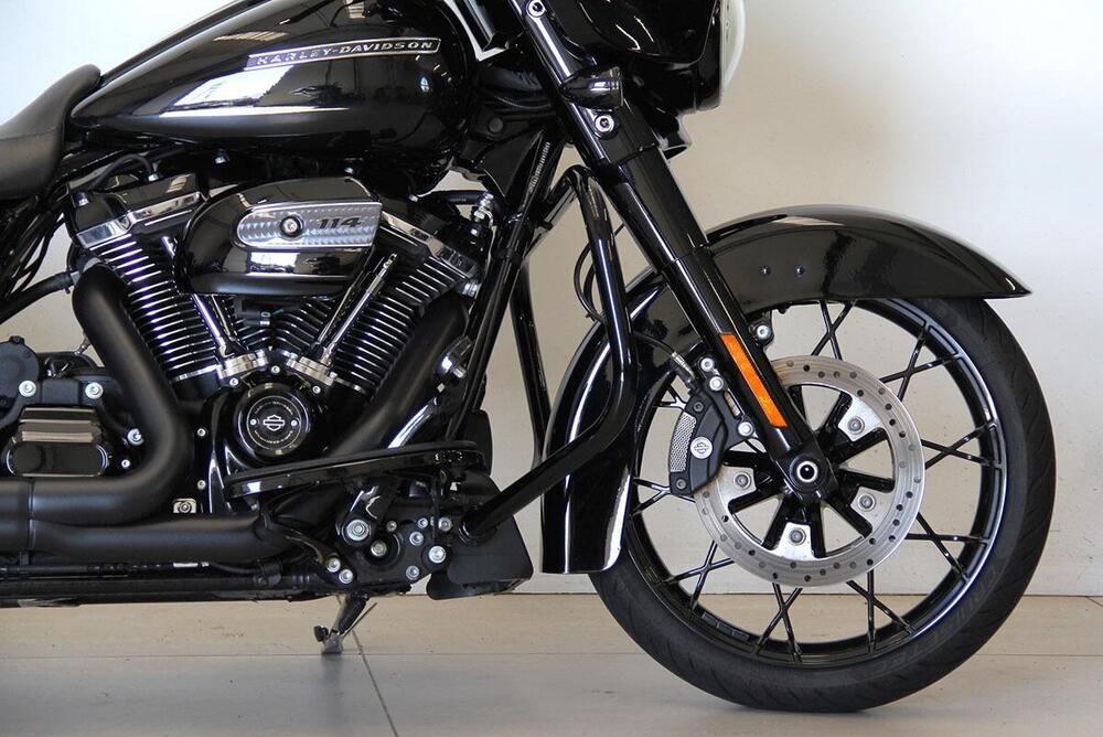 Harley-Davidson 114 Street Glide Special (2019 - 20) - FLHXS (2)