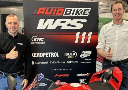 Il Team Aviobike WRS correrà nel mondiale EWC 2025 con la nuova Panigale V4 