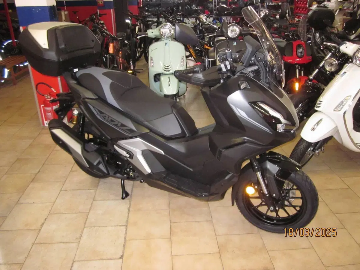 Honda ADV 350 (2025 - 26) (7)