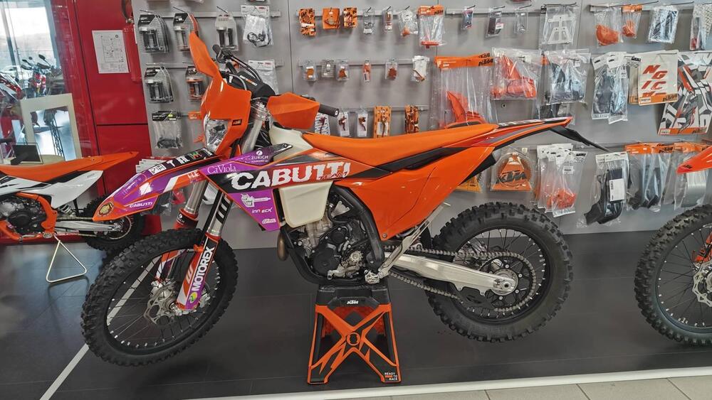 KTM 250 EXC-F (2024) (4)