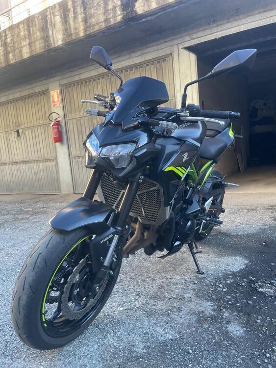 Kawasaki Z 900 (2021 - 24) (2)