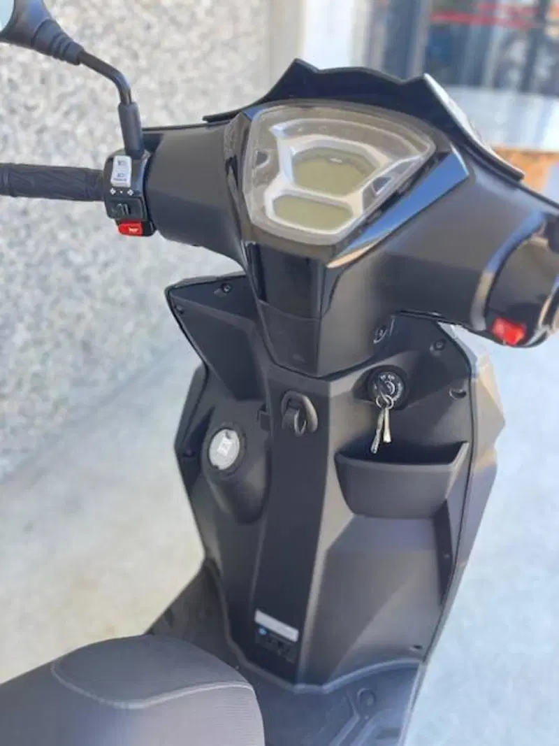 Kymco Agility 125 S (2022 - 26) (9)