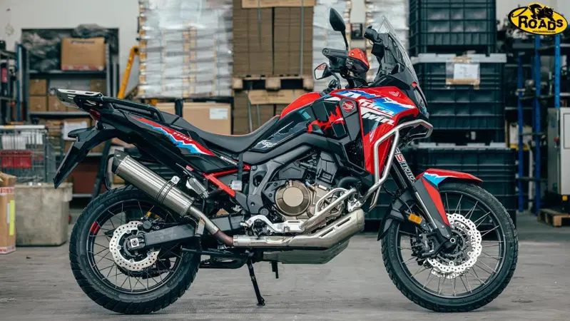 Honda CRF 1100 L Africa Twin: arrivano gli scarichi Roadsitalia omologati [GALLERY]