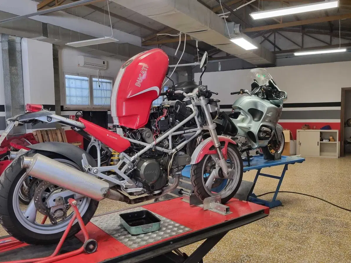 Moto Tecnica, nuova officina a Roma (2)