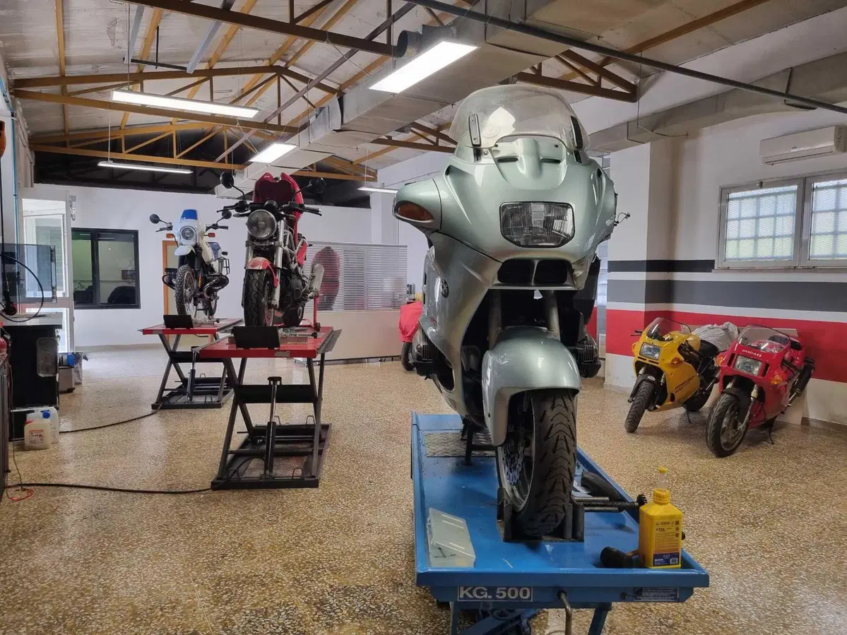 Moto Tecnica, nuova officina a Roma (5)