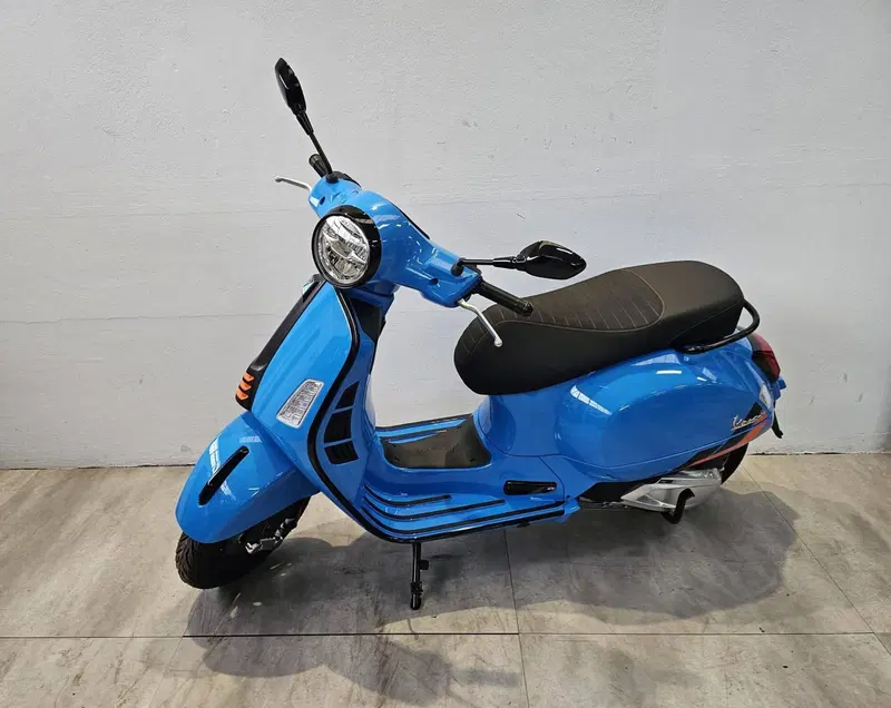Vespa GTS 310 Supersport (2025 - 26) (2)