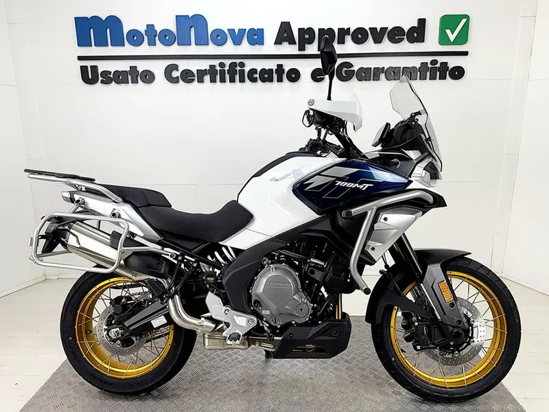 CFMOTO 700MT Adventure (2025 - 26)