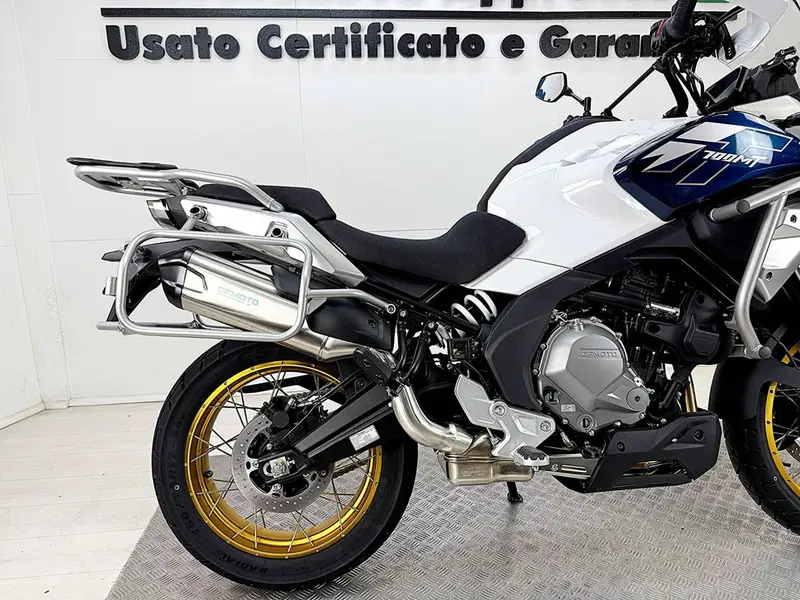 CFMOTO 700MT Adventure (2025 - 26) (7)