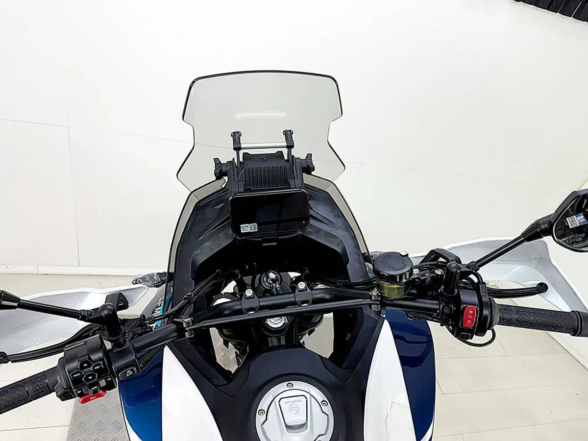 CFMOTO 700MT Adventure (2025 - 26) (17)