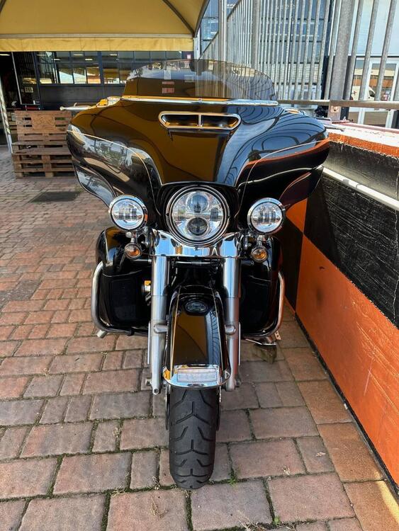 Harley-Davidson 107 Electra Glide Ultra Limited Low (2017 - 18) - FLHTKL (4)