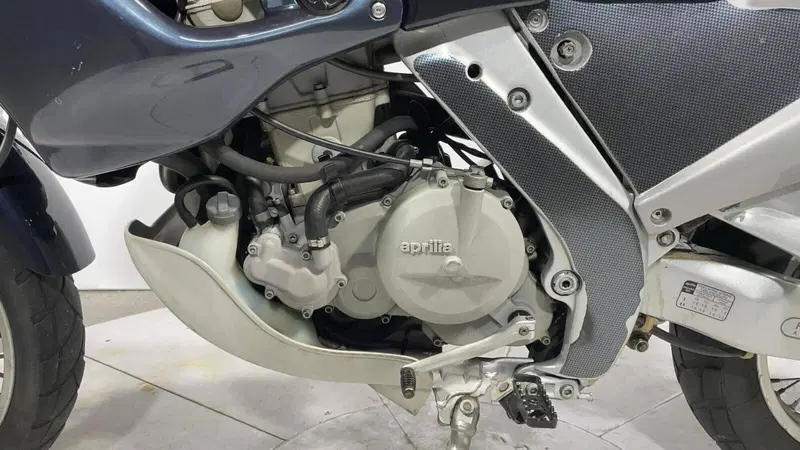 Aprilia Pegaso 650 (1997 - 00) (4)