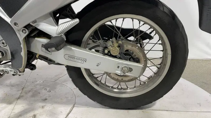 Aprilia Pegaso 650 (1997 - 00) (5)