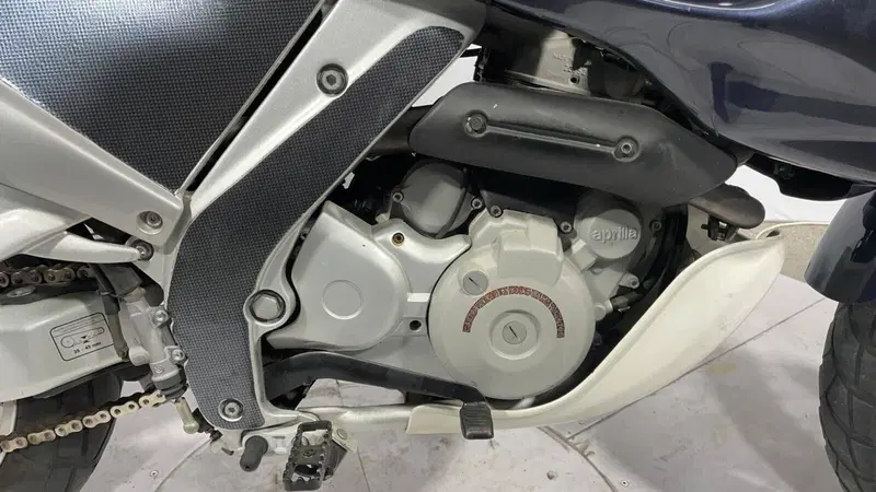 Aprilia Pegaso 650 (1997 - 00) (10)