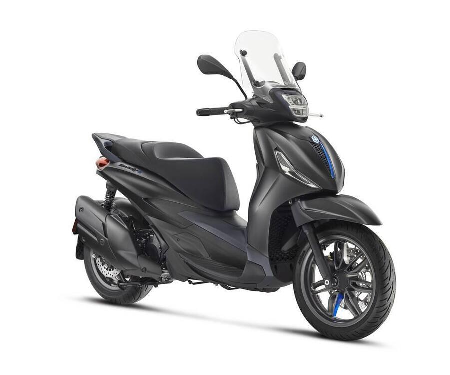 Piaggio Beverly 400 S (2025) (2)