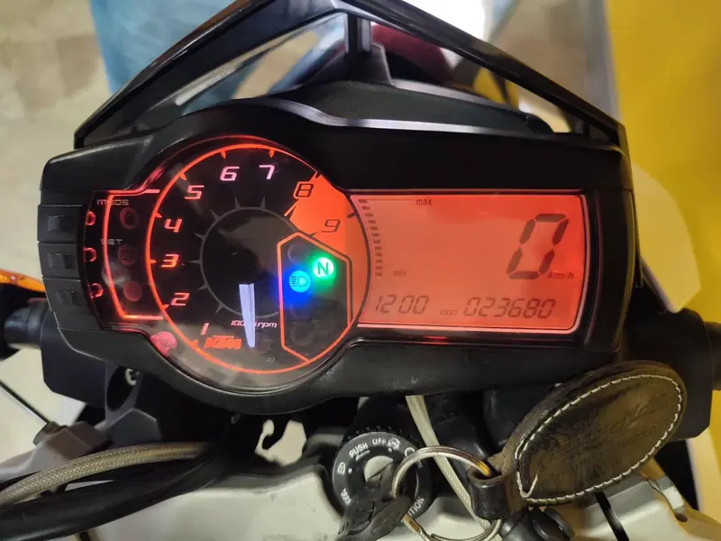 KTM 690 Duke R (2010 - 15) (5)