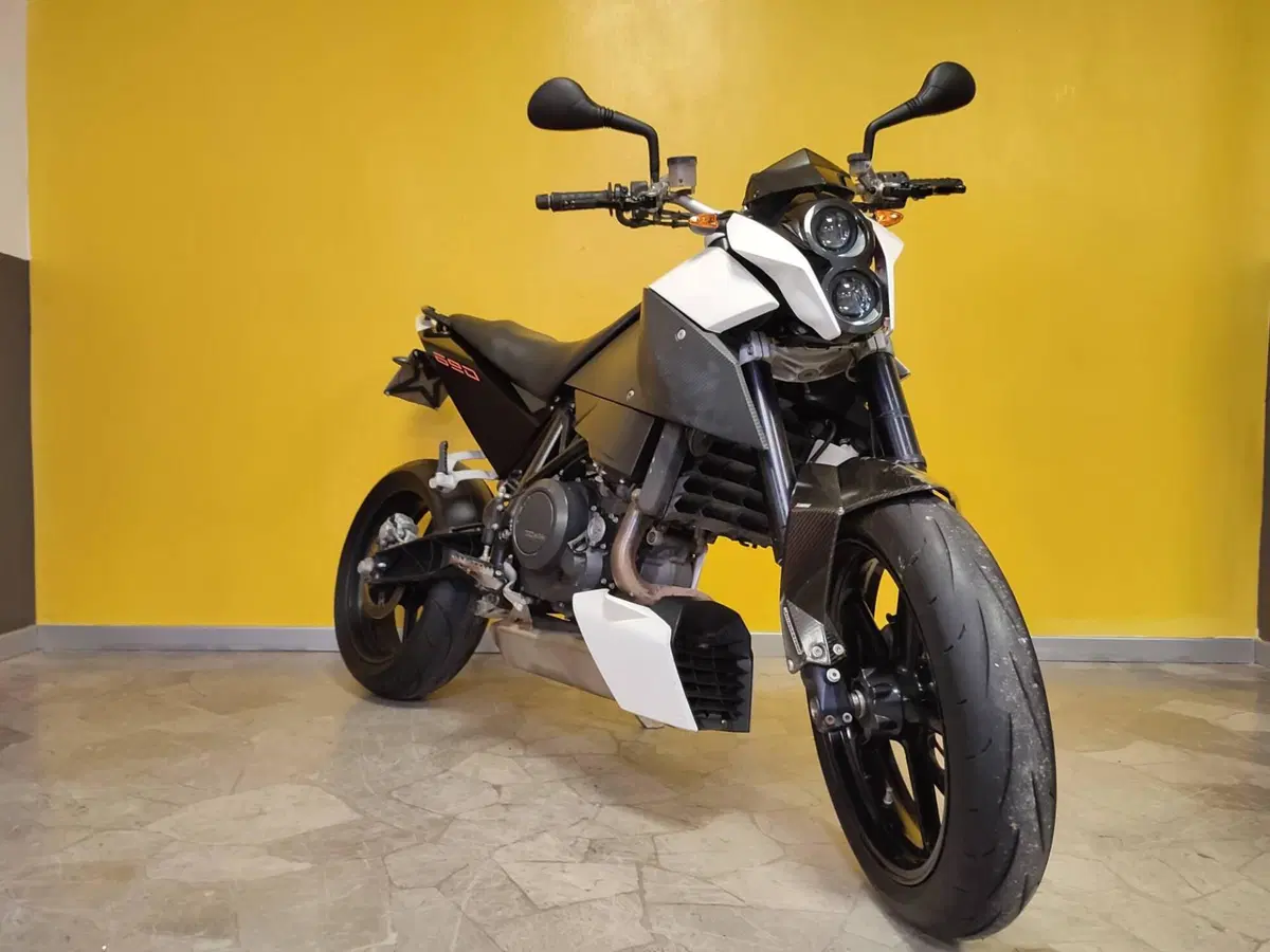 KTM 690 Duke R (2010 - 15) (2)
