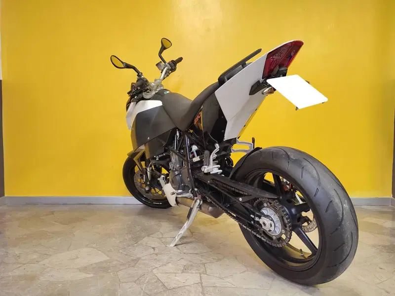 KTM 690 Duke R (2010 - 15) (4)