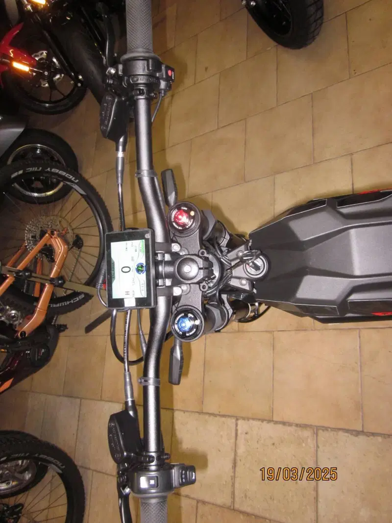 Talaria Moto Sting TL5500 Pro L1e (2025 - 26) (5)