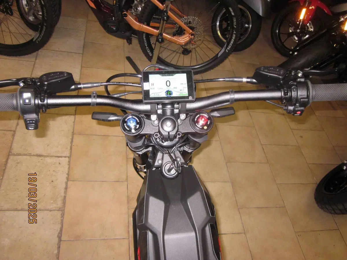 Talaria Moto Sting TL5500 Pro L1e (2025 - 26) (9)