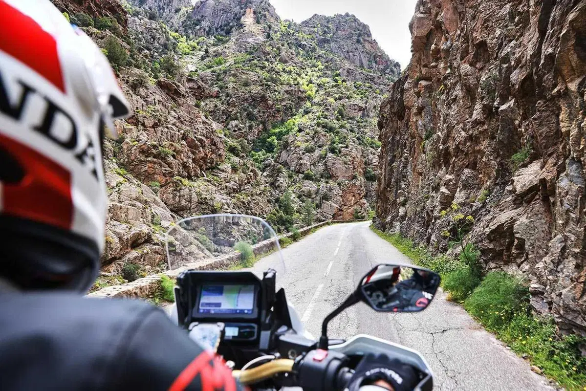 Corsica, Sardegna e Sicilia in moto? Si chiama Three Islands Raid e ora potete farlo anche voi! [VIDEO E GALLERY] (5)