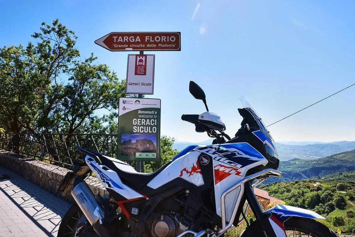 Corsica, Sardegna e Sicilia in moto? Si chiama Three Islands Raid e ora potete farlo anche voi! [VIDEO E GALLERY] (14)