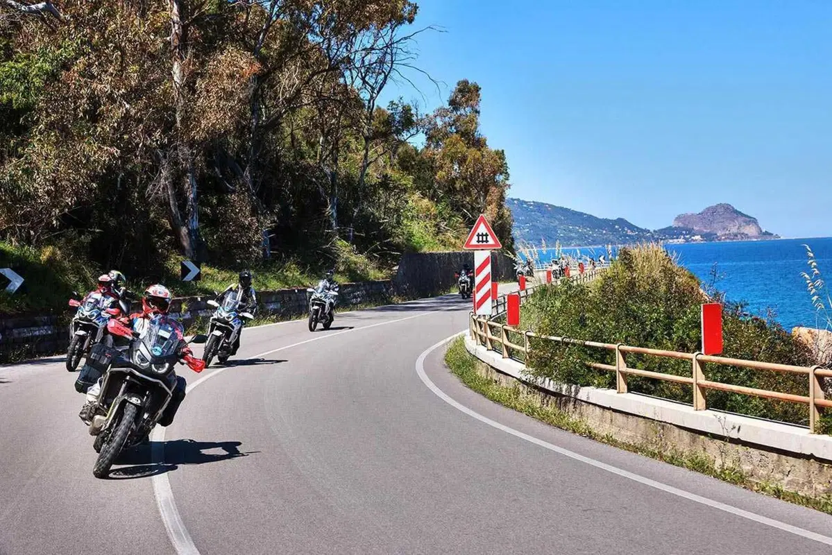Corsica, Sardegna e Sicilia in moto? Si chiama Three Islands Raid e ora potete farlo anche voi! [VIDEO E GALLERY] (15)
