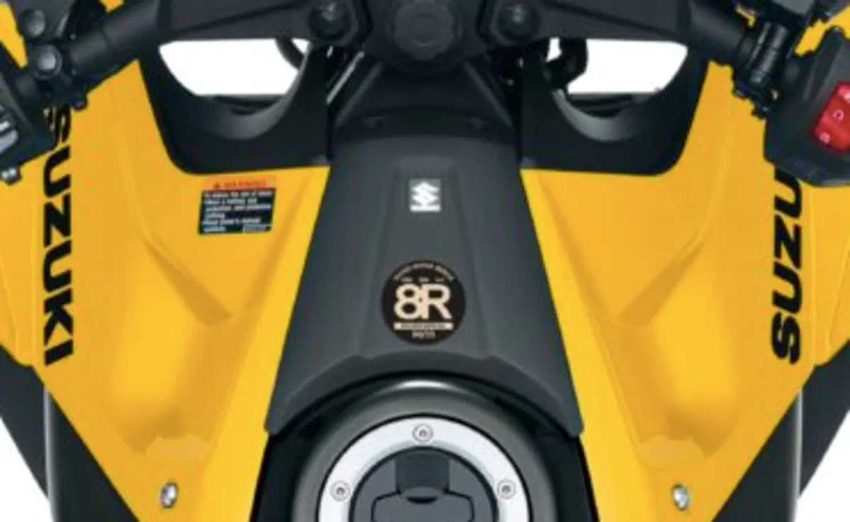 Arriva la Suzuki GSX-8R Edizione Speciale: soli 35 esemplari numerati. Quanto costa? [GALLERY] (5)