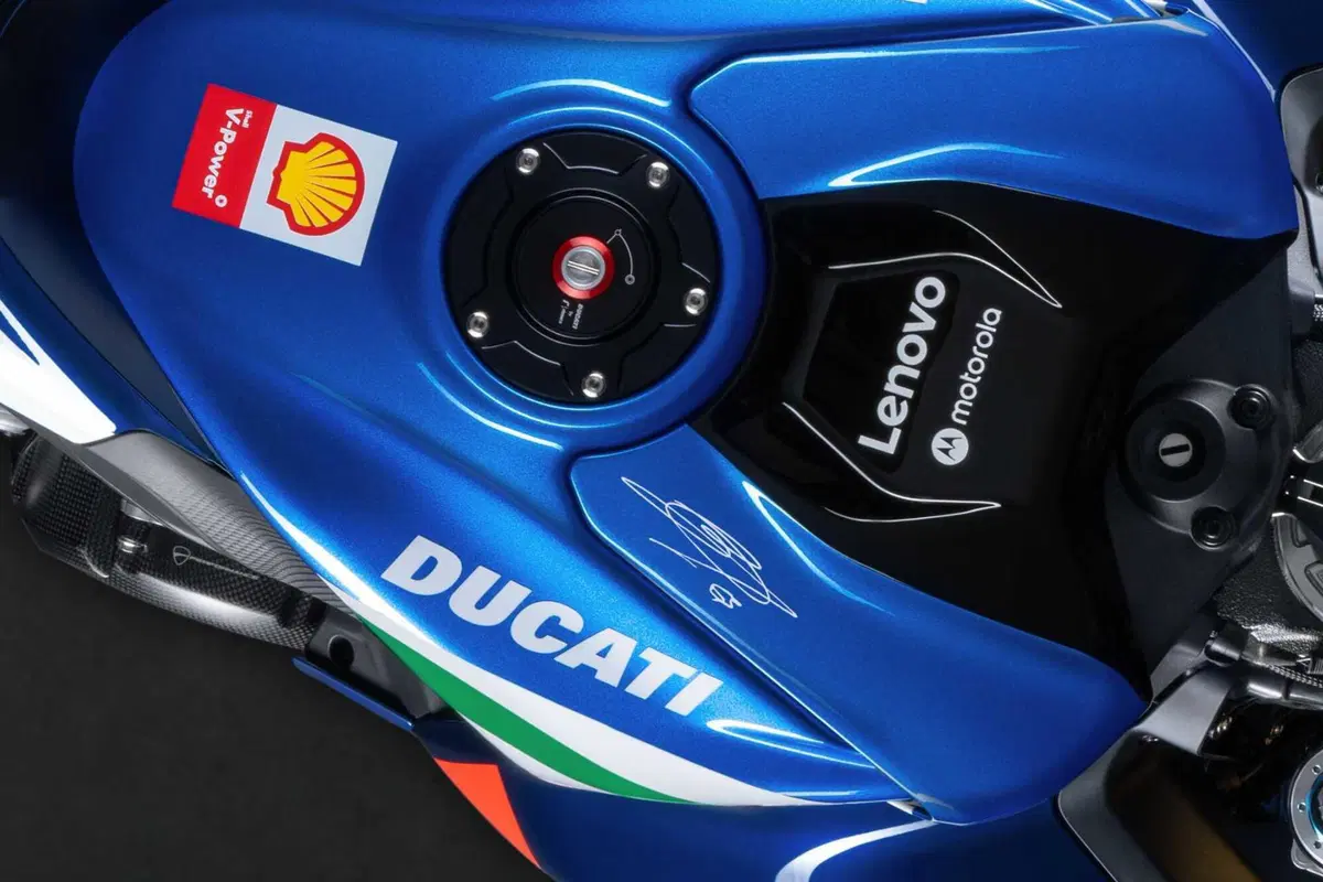 Ducati Panigale V4 Tricolore Italia: in omaggio alla vittoria del Mugello [VIDEO] (10)